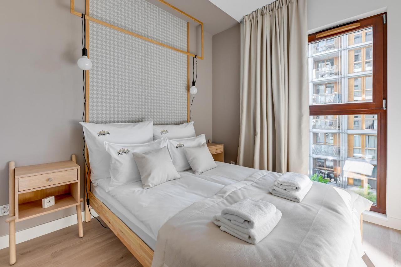 Aura III Apartments & Free Parking By Downtown Apartments Danzica Esterno foto